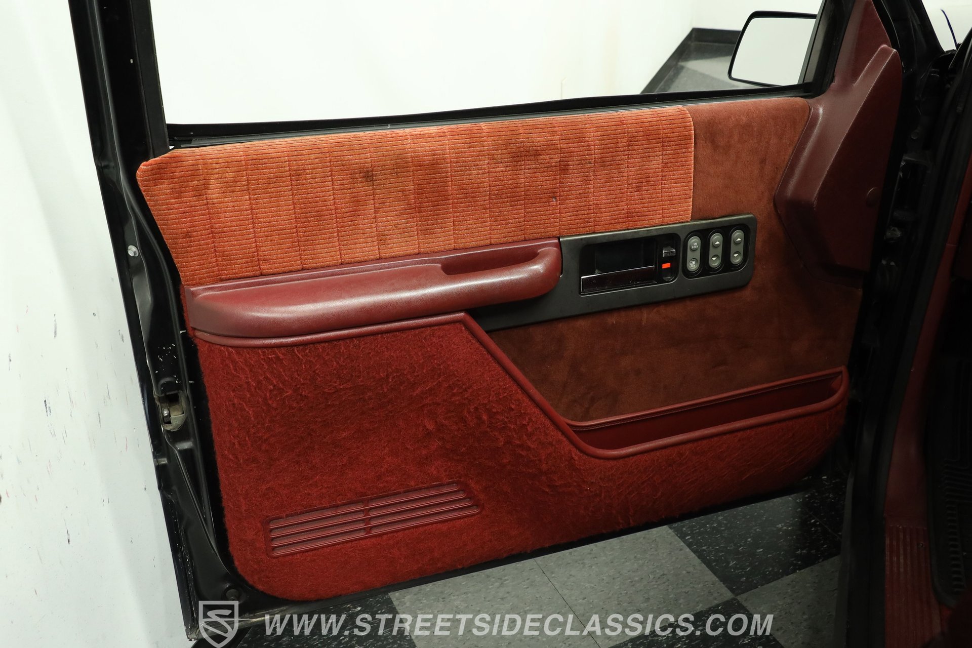 Used 1990 Chevrolet Silverado 1500 454 SS image 34