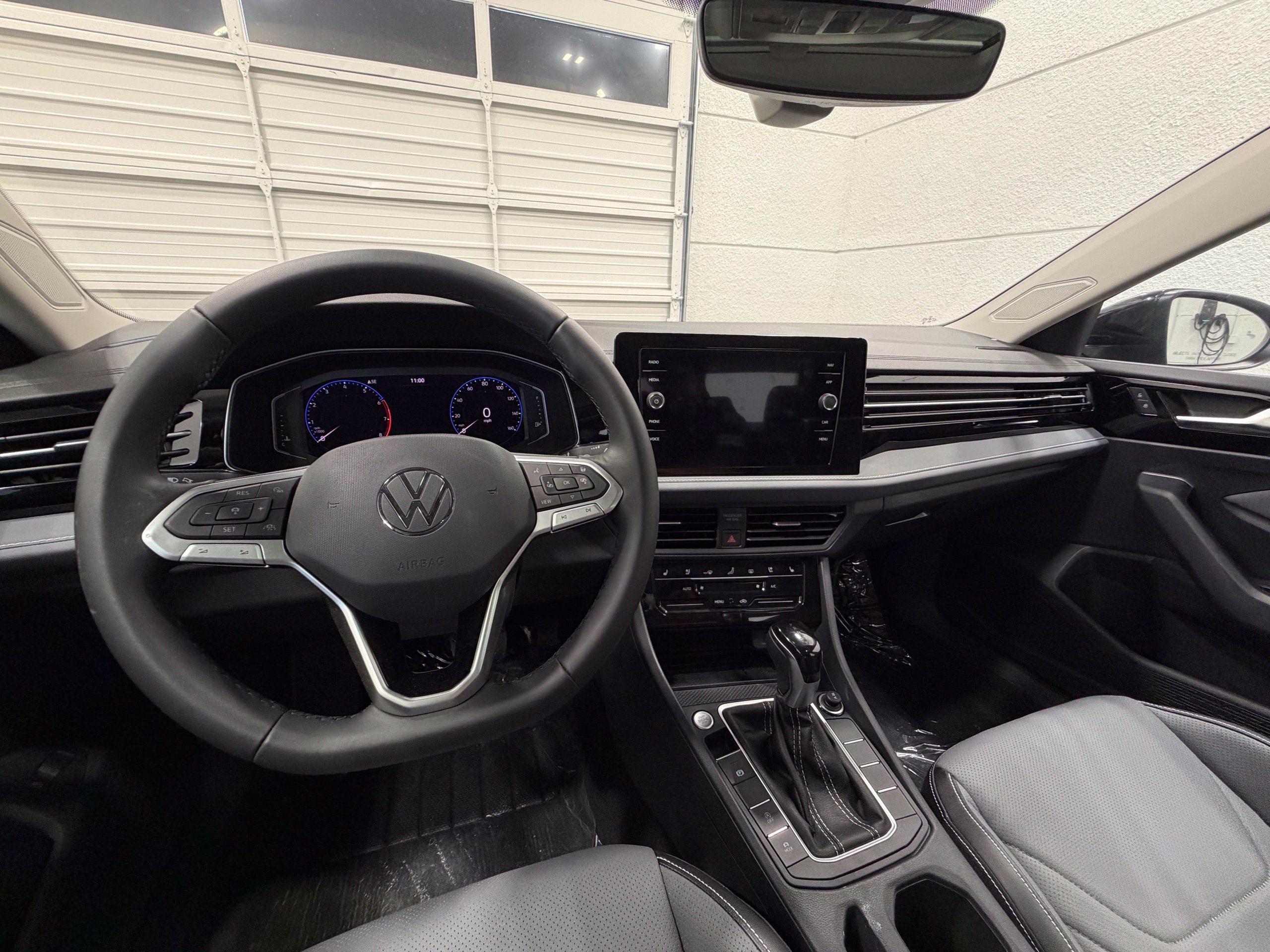 New 2026 Volkswagen Jetta SEL FWD image 39
