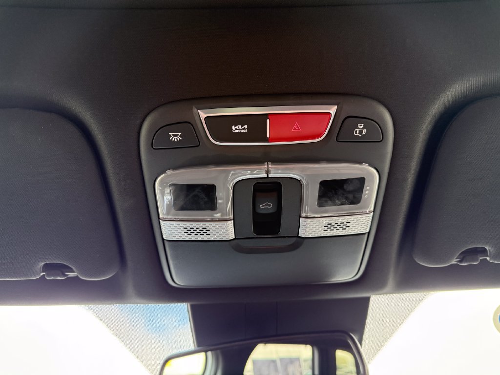 Certified 2024 Kia Telluride EX w/ EX Captain's Chair Package AWD/4WD image 28