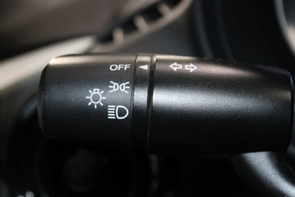 Used 2016 MAZDA MX-5 Miata Club RWD image 28