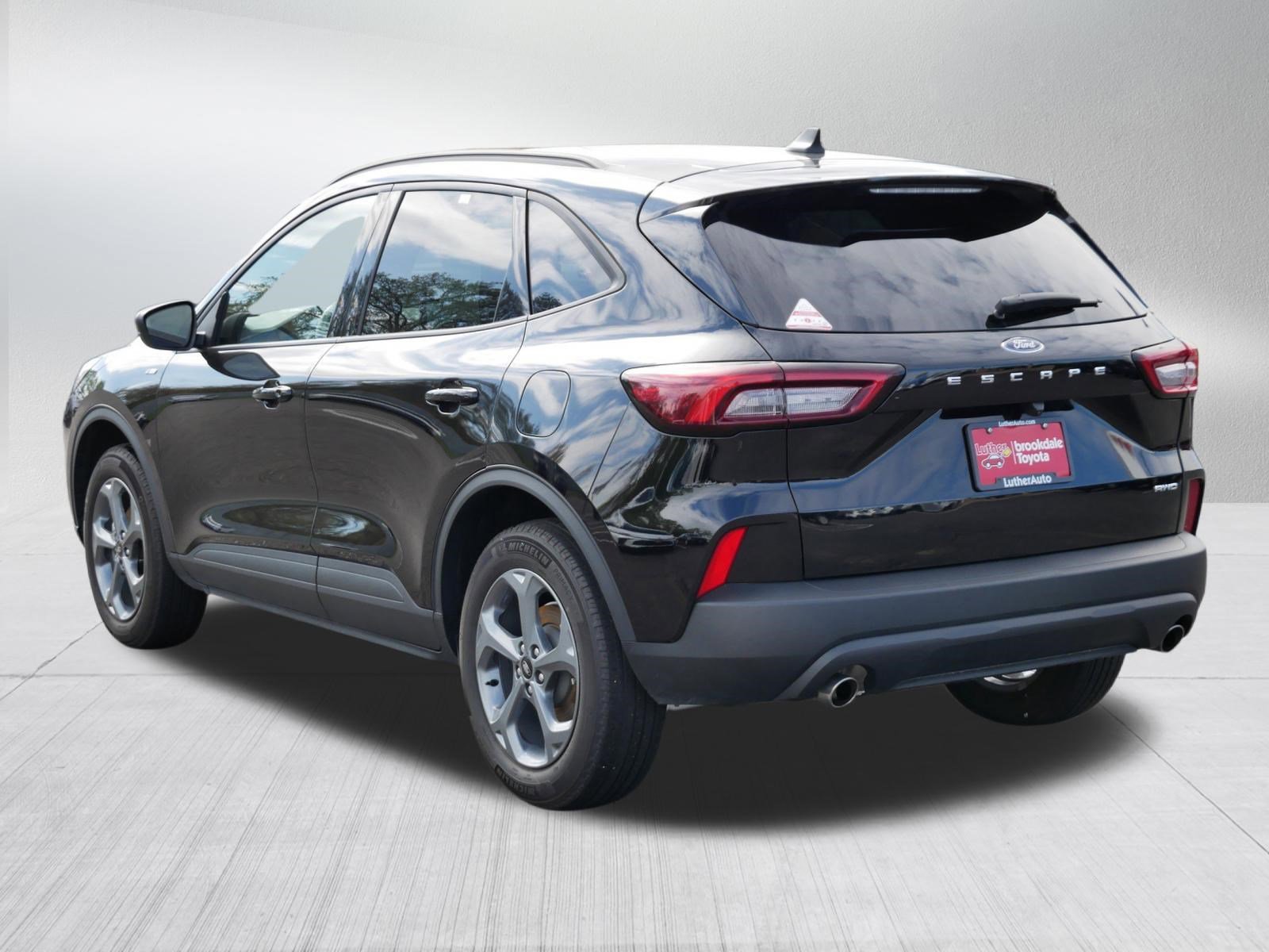 Used 2025 Ford Escape ST-Line AWD/4WD image 5