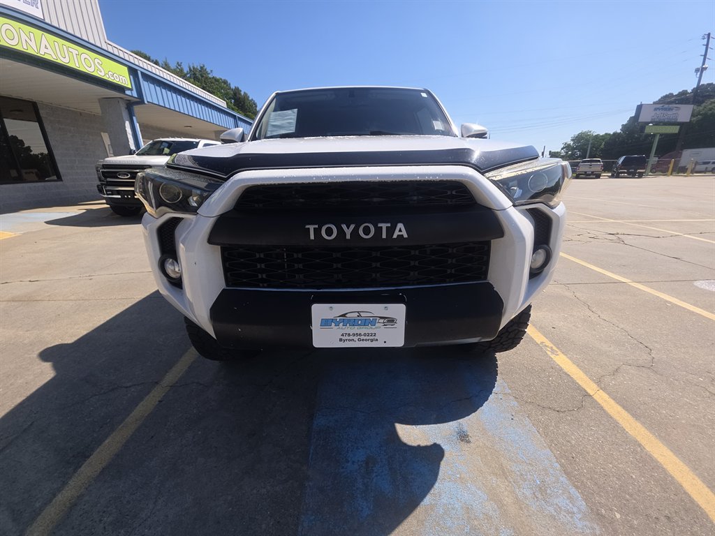 Used 2015 Toyota 4Runner SR5 Premium AWD/4WD image 4