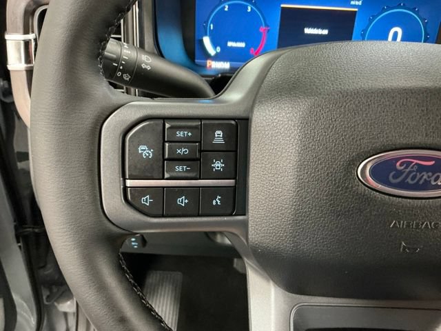 Used 2025 Ford F350 Lariat w/ Lariat Ultimate Package AWD/4WD image 27