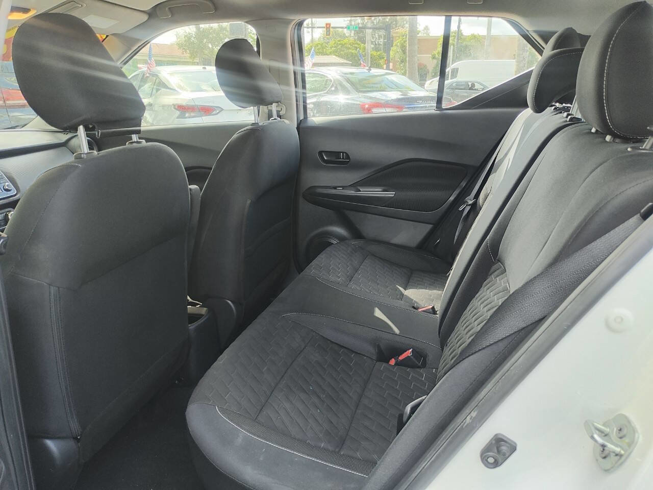 Used 2022 Nissan Kicks S FWD image 39