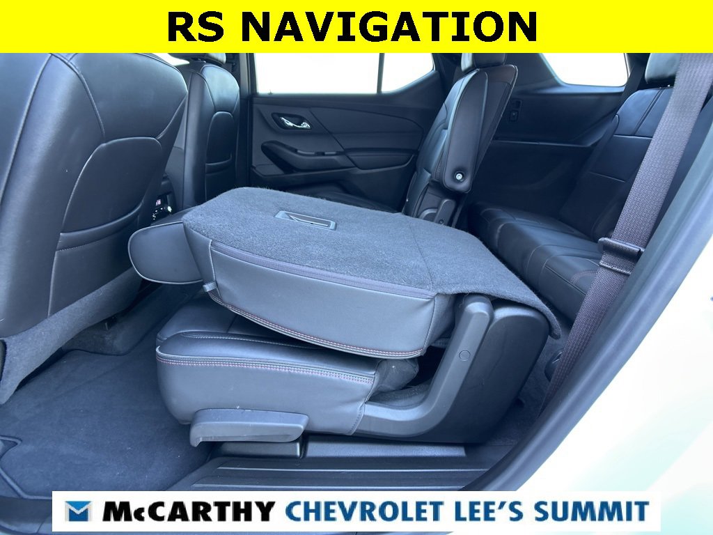 Used 2023 Chevrolet Traverse RS image 35