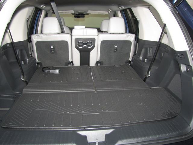 Certified 2025 Honda Pilot EX-L image 9