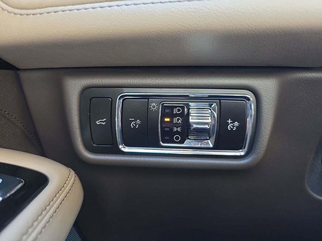 Used 2024 Lincoln Aviator Reserve w/ Jet Package AWD/4WD image 42