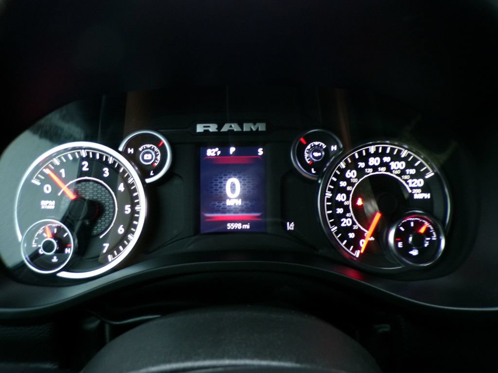 Used 2025 RAM 1500 Big Horn AWD/4WD image 24