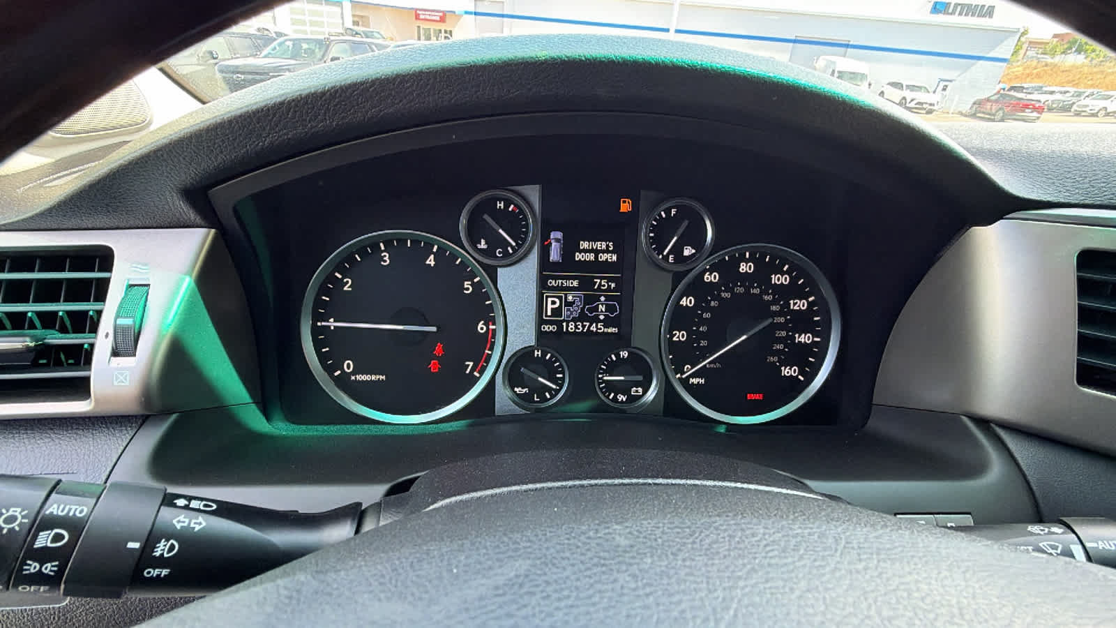Used 2015 Lexus LX 570 4WD image 21