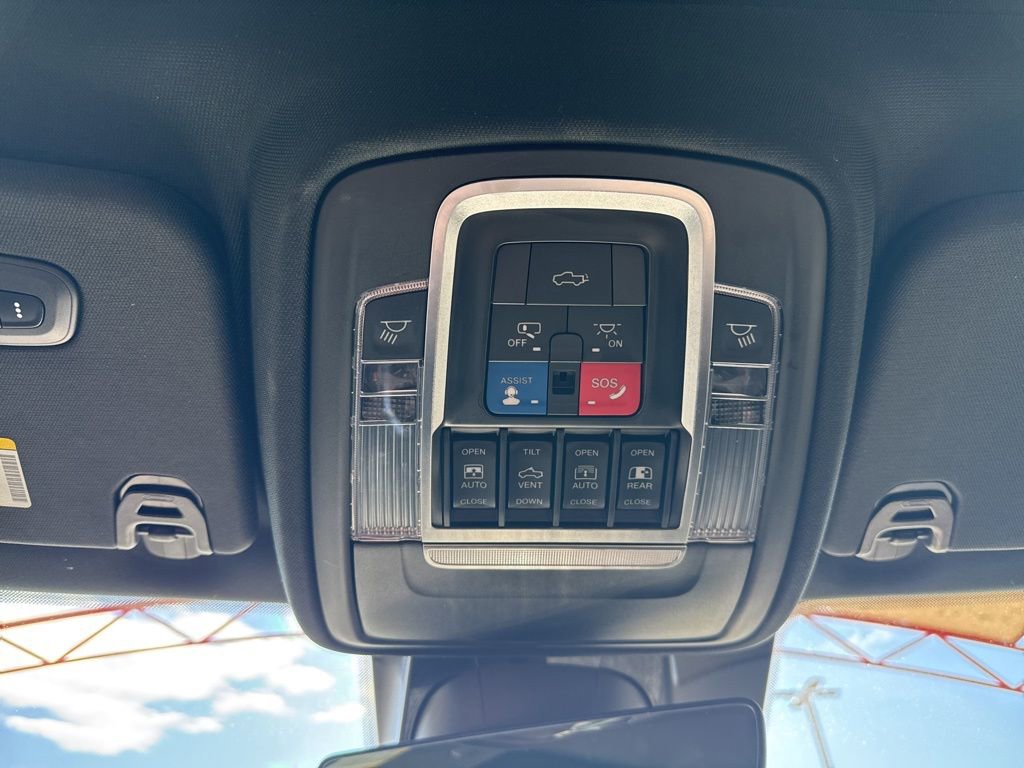 Used 2021 RAM 1500 Laramie w/ Sport Appearance Package image 22