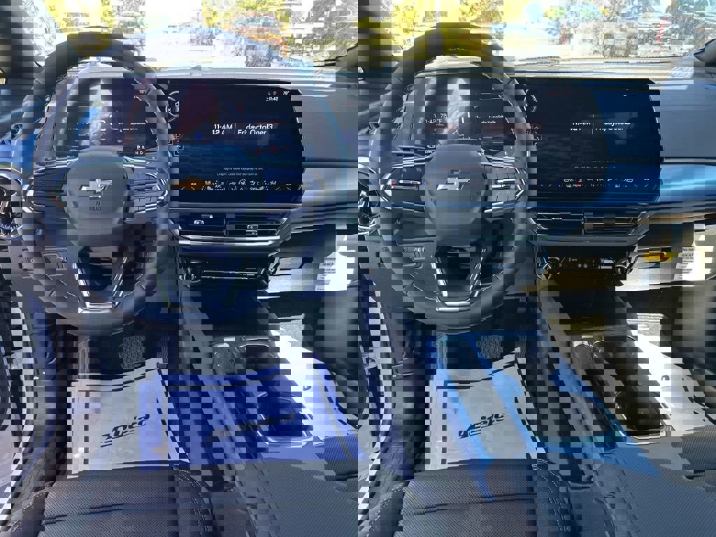 New 2026 Chevrolet Equinox EV LT image 4