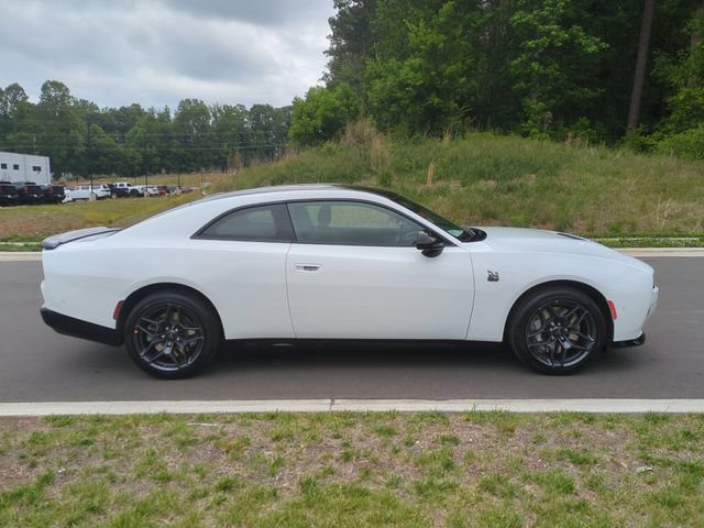 New 2026 Dodge Charger Scat Pack w/ Blacktop Package AWD/4WD image 14
