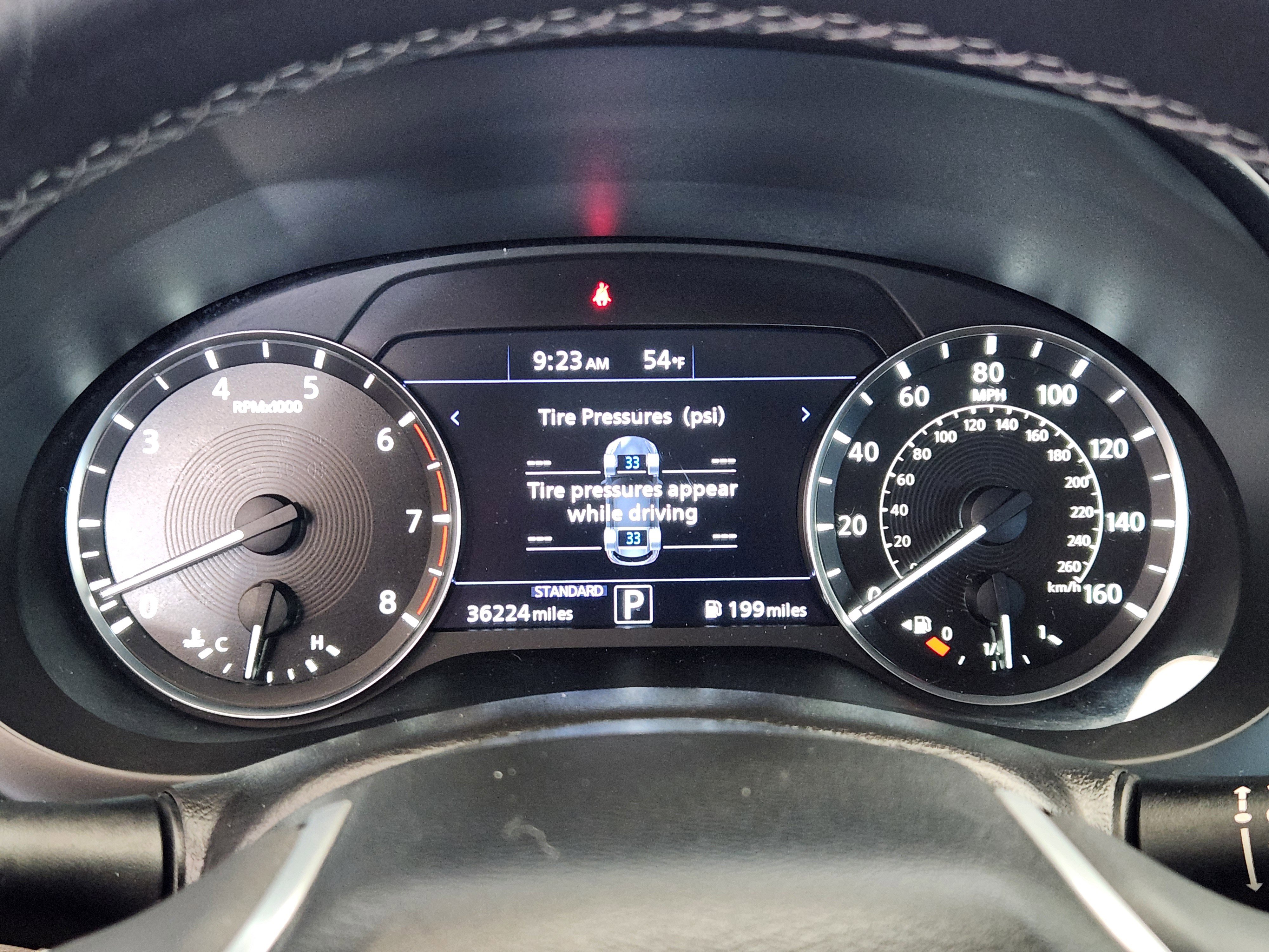 Used 2023 INFINITI QX50 Luxe AWD/4WD image 17
