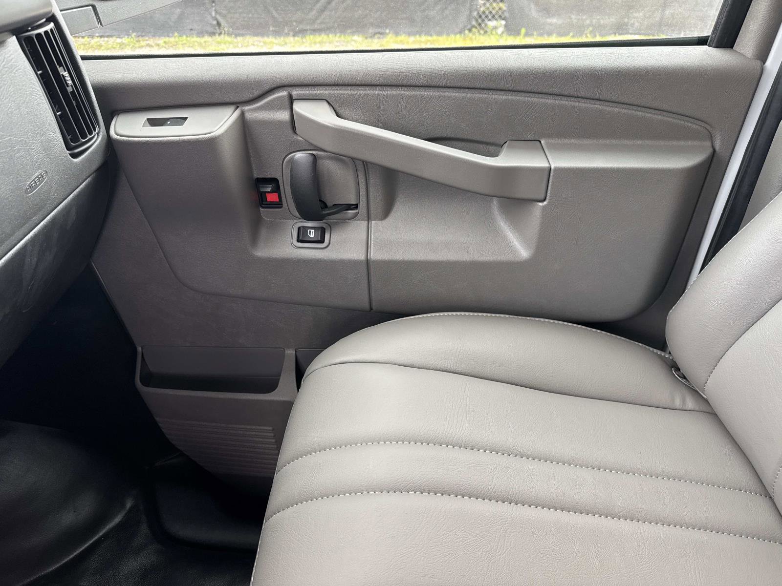 New 2025 GMC Savana 2500 w/ Driver Convenience Package image 23