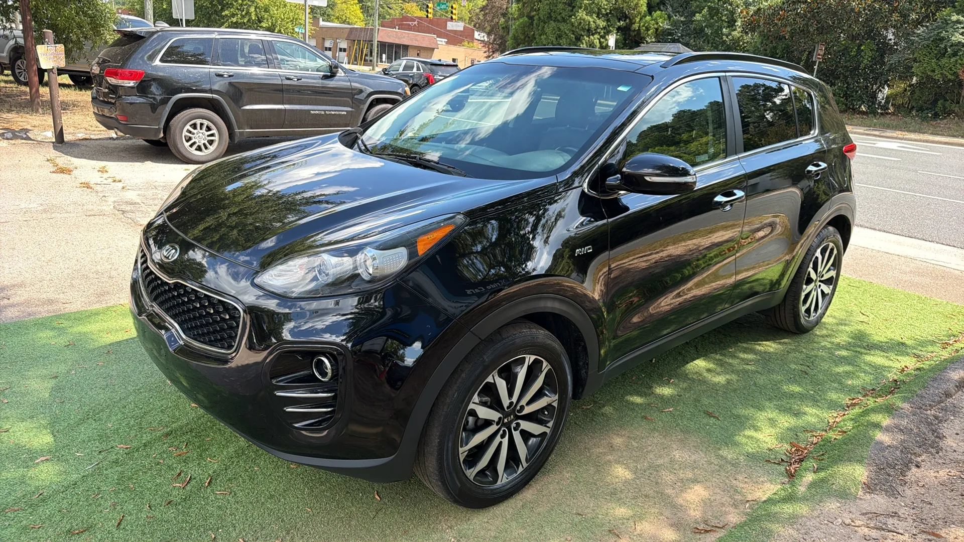 Used 2019 Kia Sportage EX w/ EX Premium Package AWD/4WD image 3