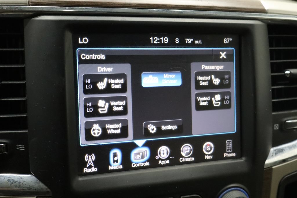 Used 2015 RAM 2500 Laramie AWD/4WD image 30