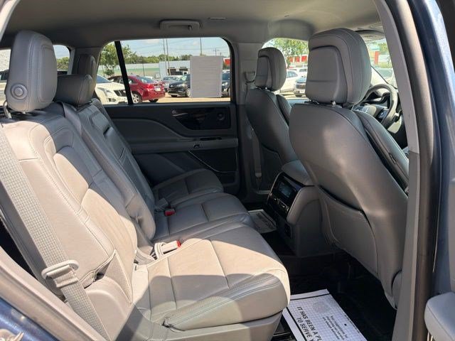 Used 2020 Lincoln Aviator Reserve w/ Elements Package Plus AWD/4WD image 19