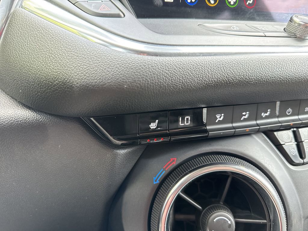 Used 2023 Chevrolet Blazer LT image 34