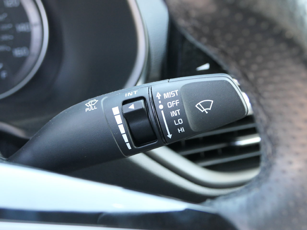 Certified 2023 Kia Forte GT-Line w/ GT-Line Premium Package FWD image 15