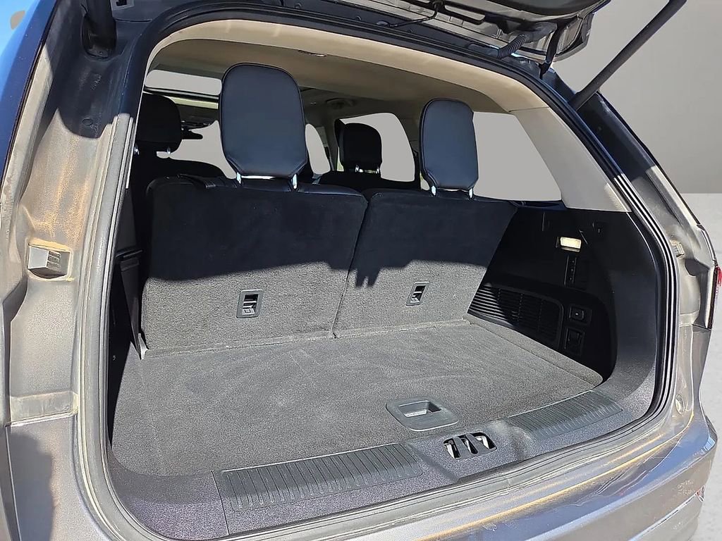 Used 2023 Lincoln Aviator Reserve w/ Elements Package Plus image 8