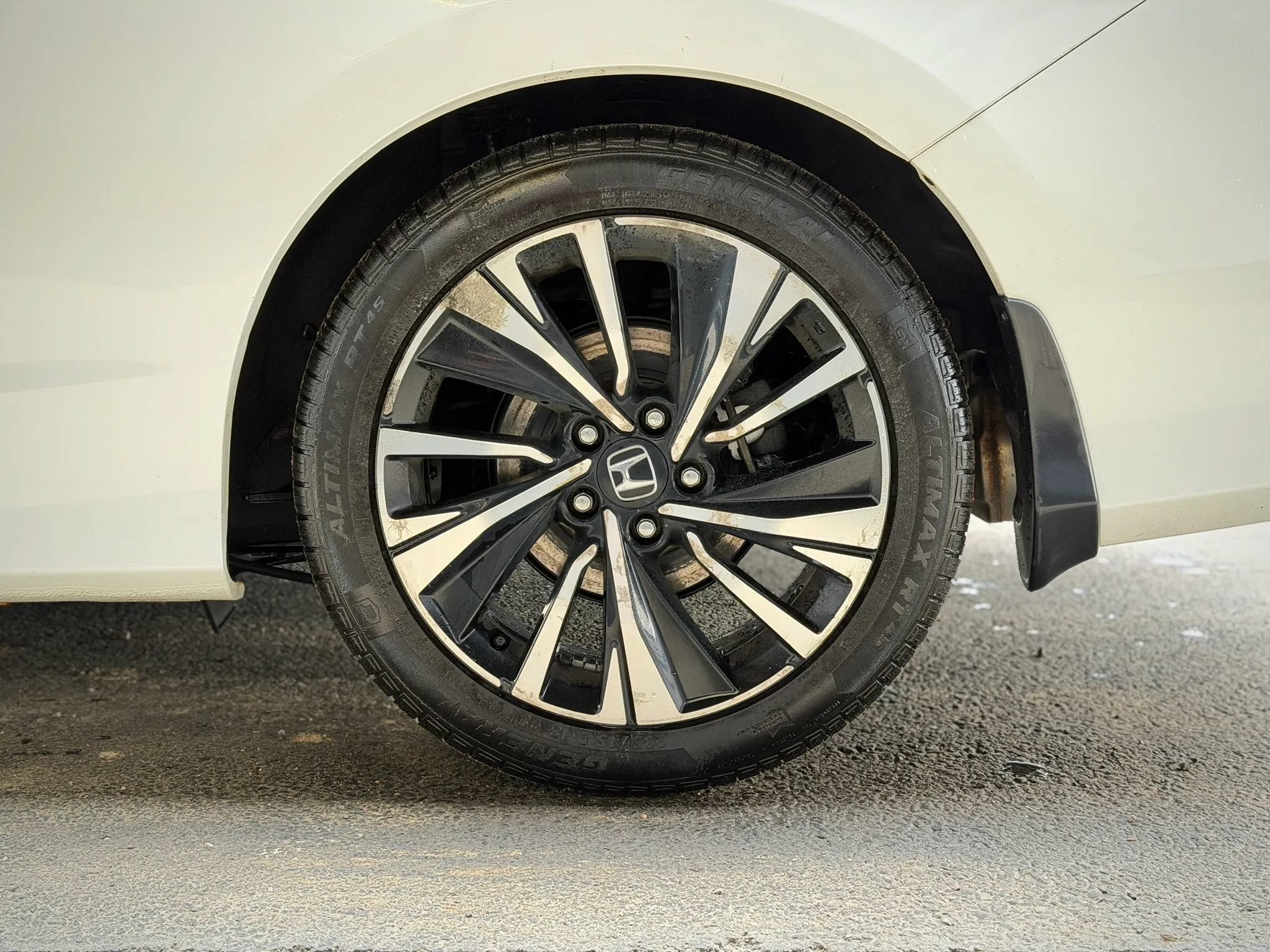Used 2017 Honda Accord EX-L image 23