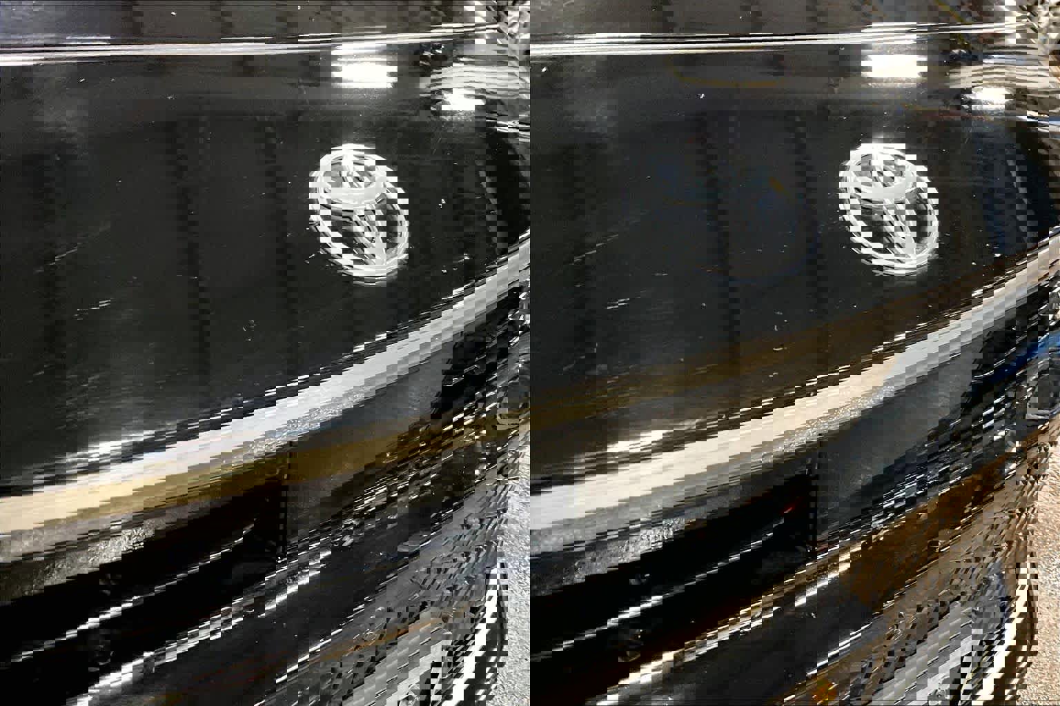 Used 2023 Toyota Crown Platinum image 29