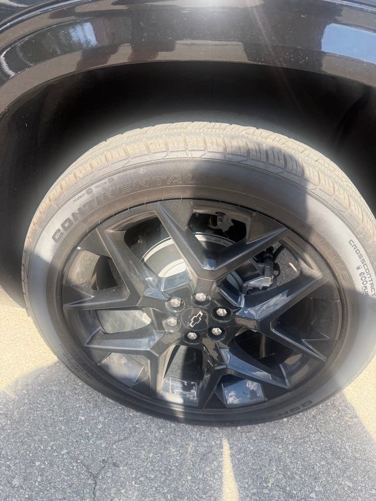 Used 2026 Chevrolet Traverse RS FWD image 6