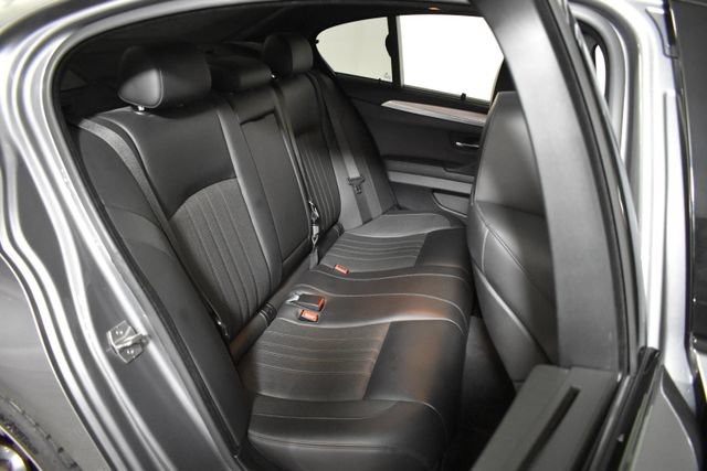 Used 2013 BMW M5 RWD image 35