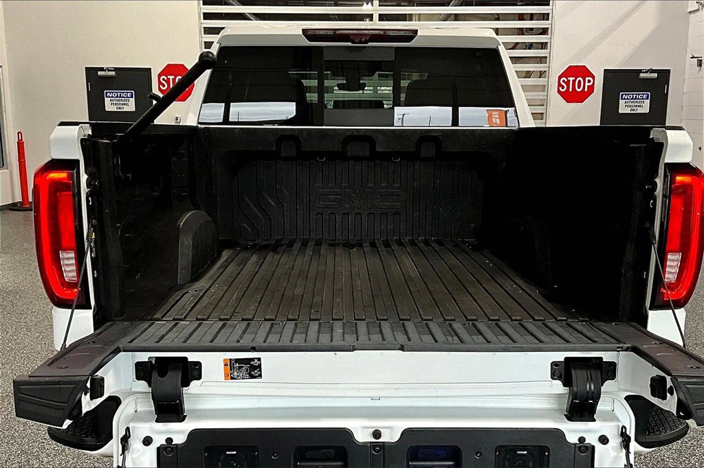Used 2021 GMC Sierra 1500 AT4 w/ AT4 Value Package image 23