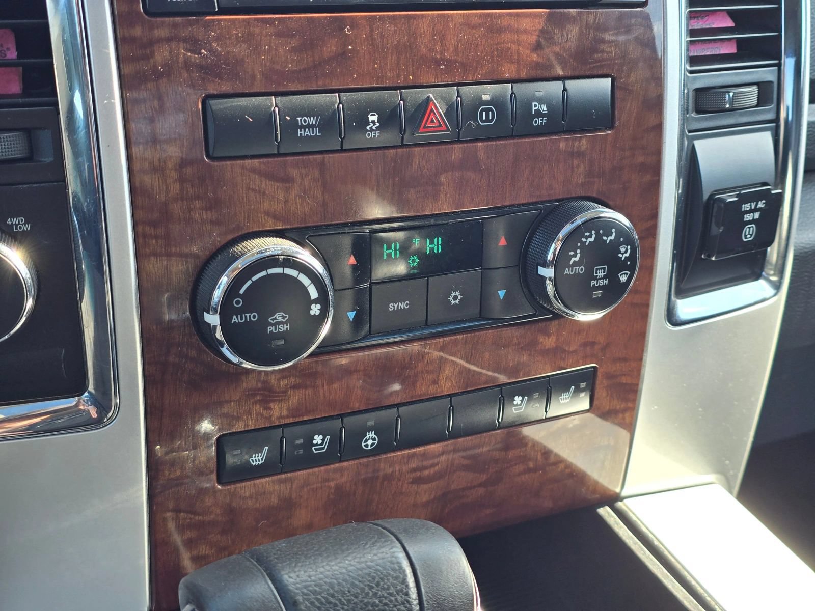 Used 2012 RAM 1500 Laramie w/ Protection Group AWD/4WD image 27