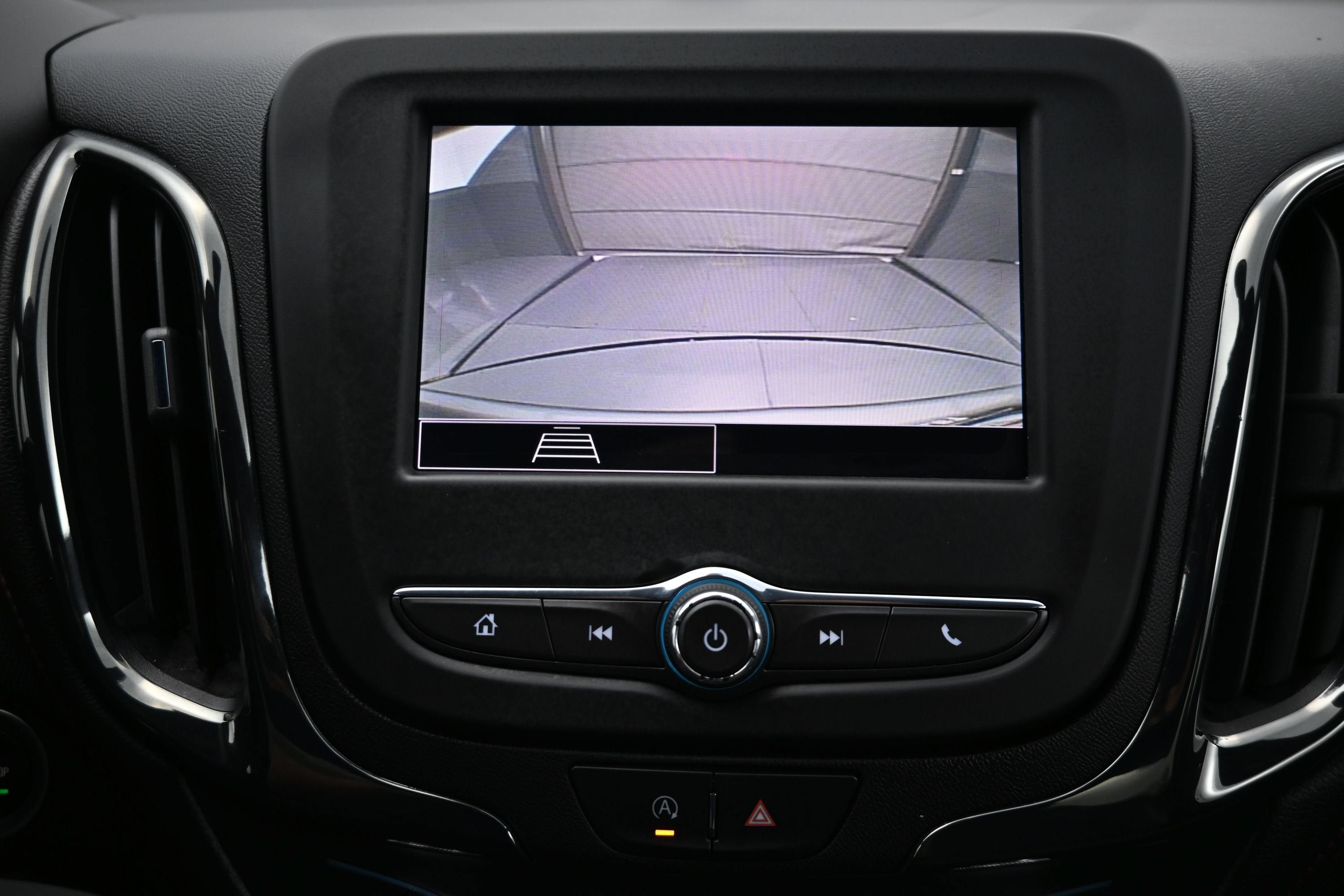 Certified 2023 Chevrolet Equinox RS FWD image 17