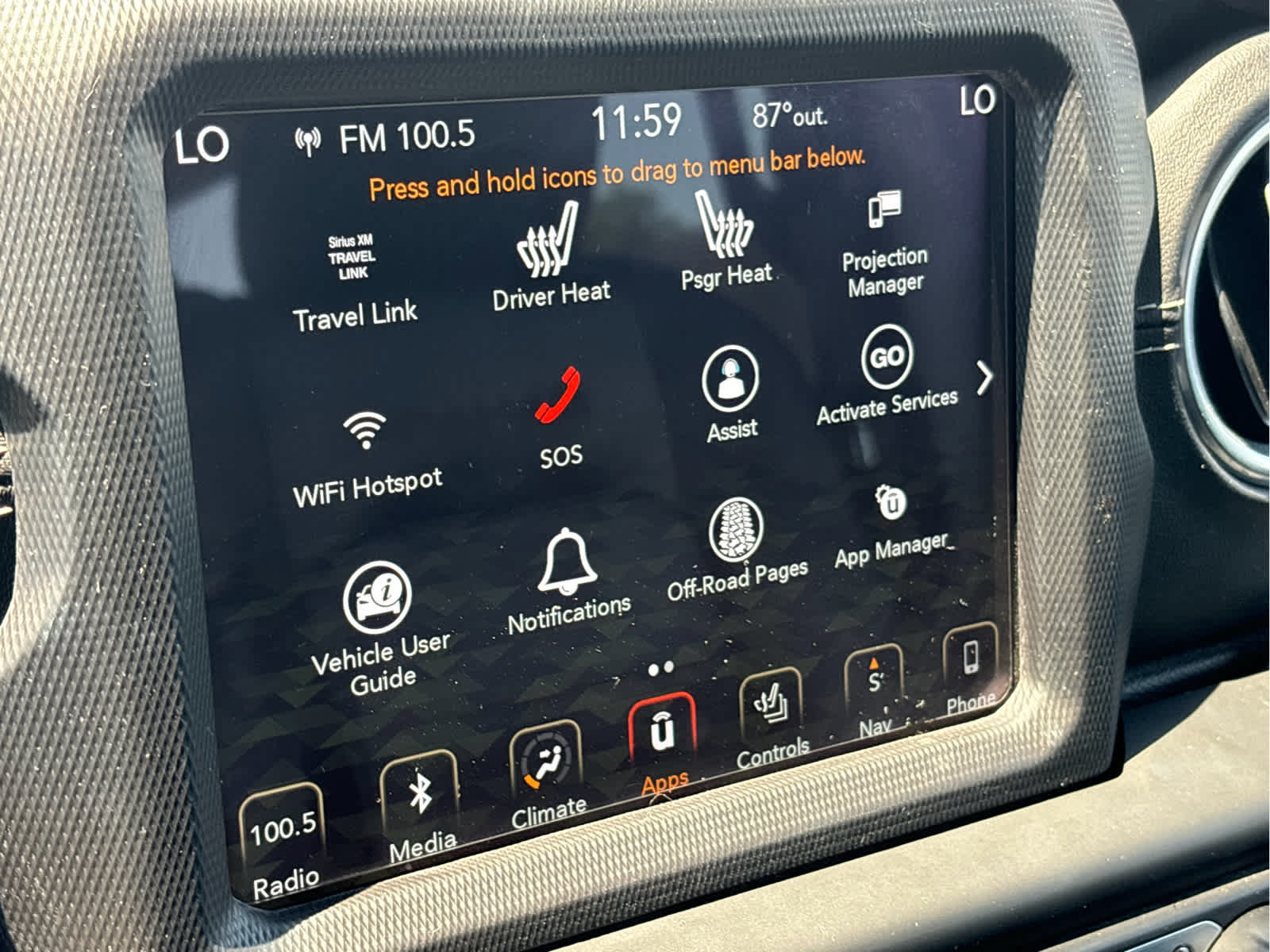 Used 2018 Jeep Wrangler Unlimited Sahara AWD/4WD image 16