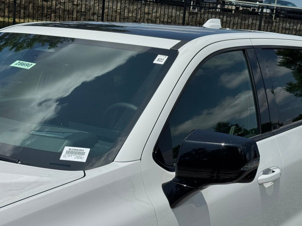 New 2025 GMC Sierra EV Denali image 11