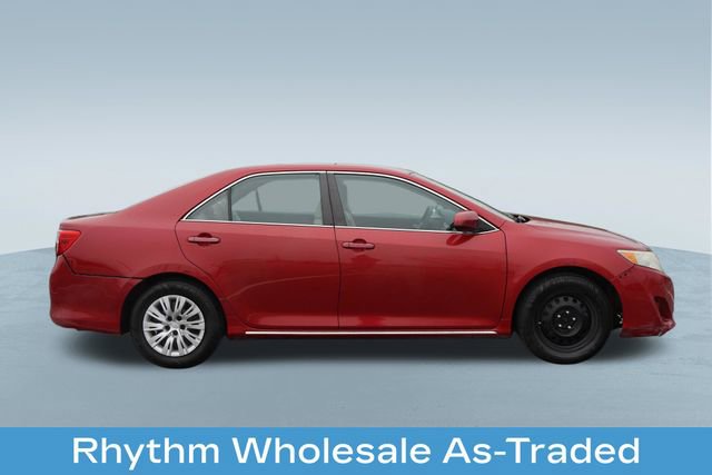 Used 2012 Toyota Camry LE image 8