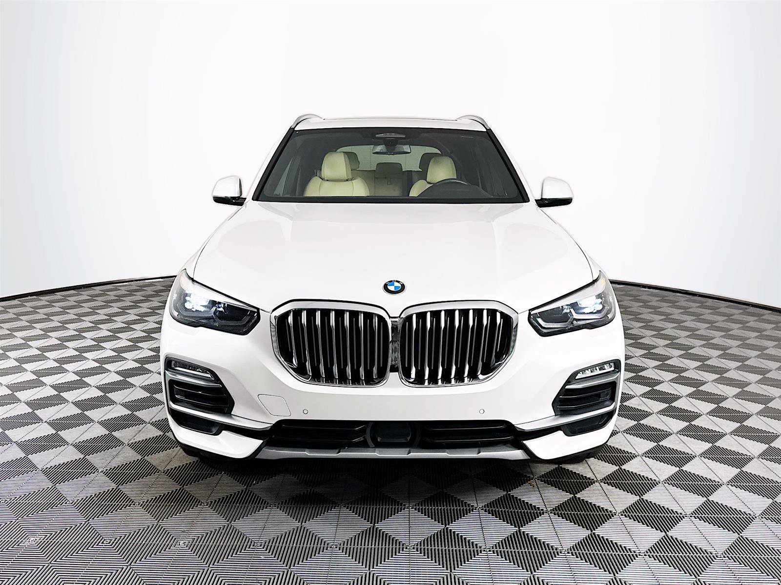 Used 2021 BMW X5 xDrive40i image 2