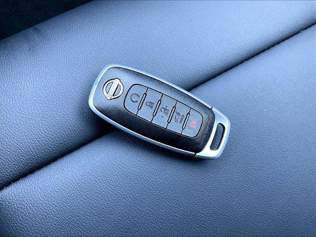 Certified 2025 Nissan Murano SV w/ Cargo Package AWD/4WD image 28