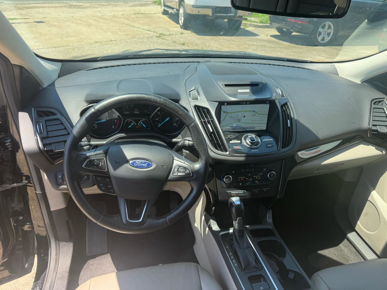 Used 2017 Ford Escape Titanium FWD image 9