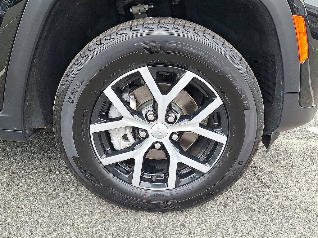 Used 2024 Jeep Grand Cherokee Limited AWD/4WD image 33