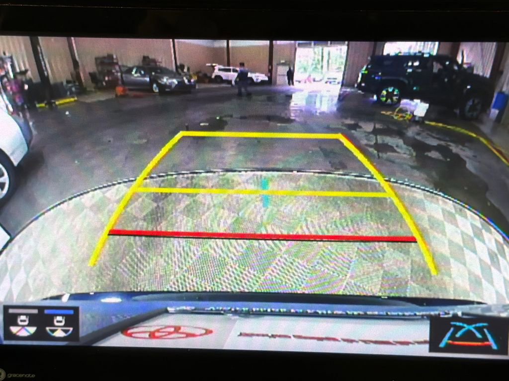 Used 2022 Toyota RAV4 XSE image 31