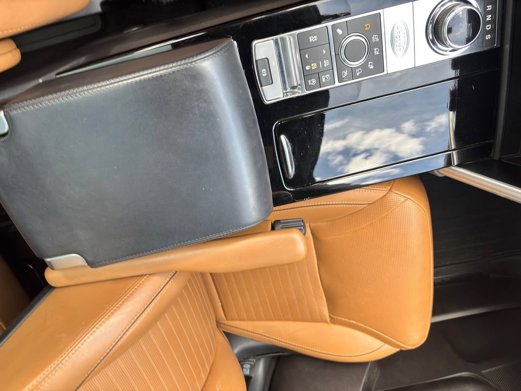 Used 2017 Land Rover Discovery HSE Luxury AWD/4WD image 30