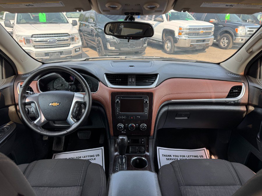 Used 2015 Chevrolet Traverse LT AWD/4WD image 22