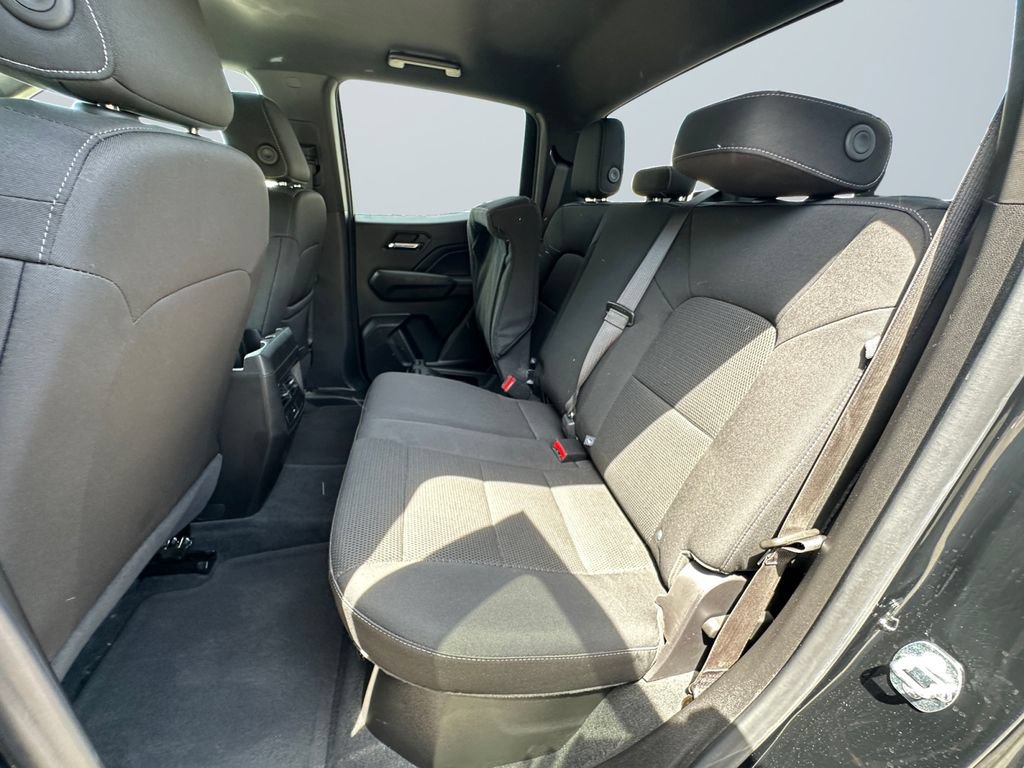 Used 2023 Chevrolet Colorado LT AWD/4WD image 13
