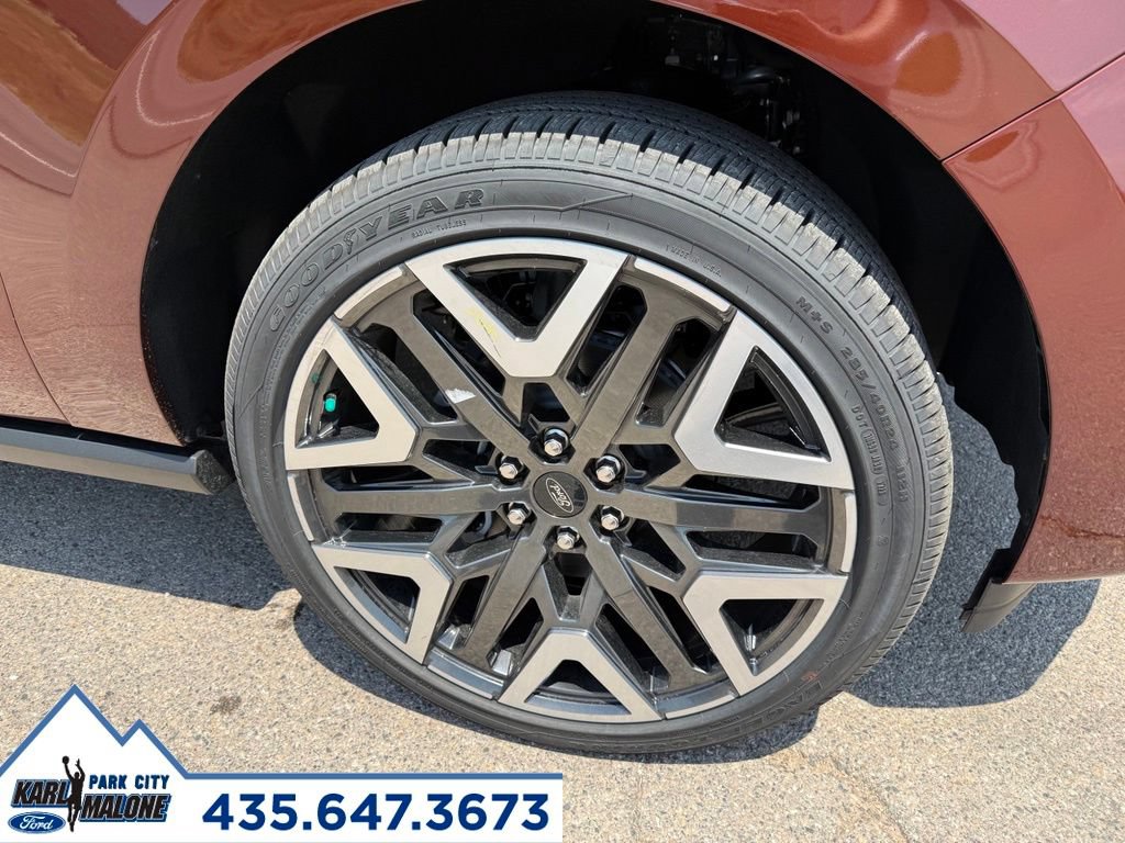 New 2027 Ford Expedition Max Platinum w/ Platinum Ultimate Package AWD/4WD image 9