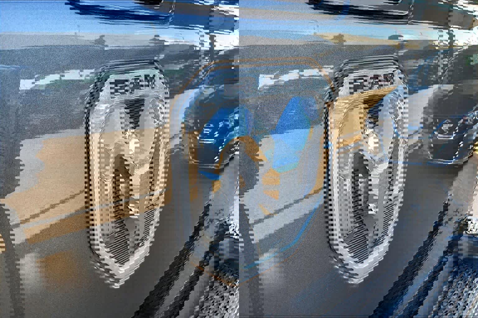 Used 2021 RAM 1500 Big Horn image 28