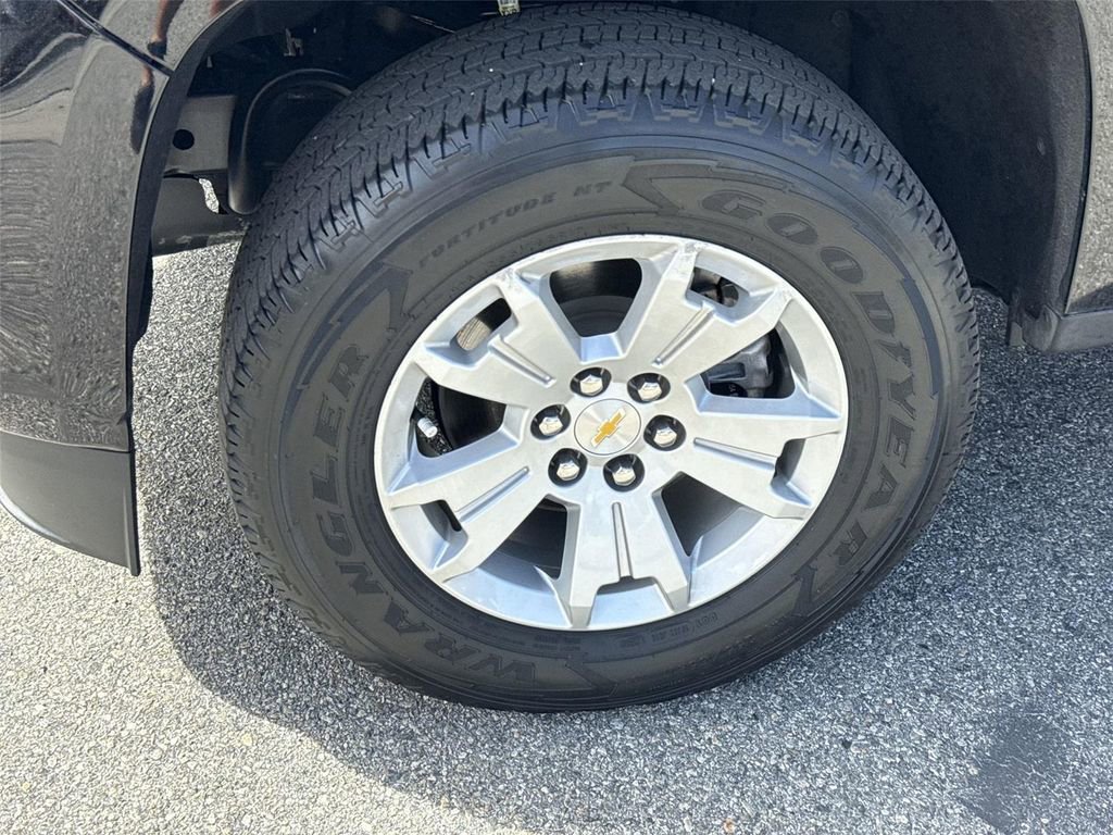 Used 2022 Chevrolet Colorado LT w/ Fleet Safety Package image 28