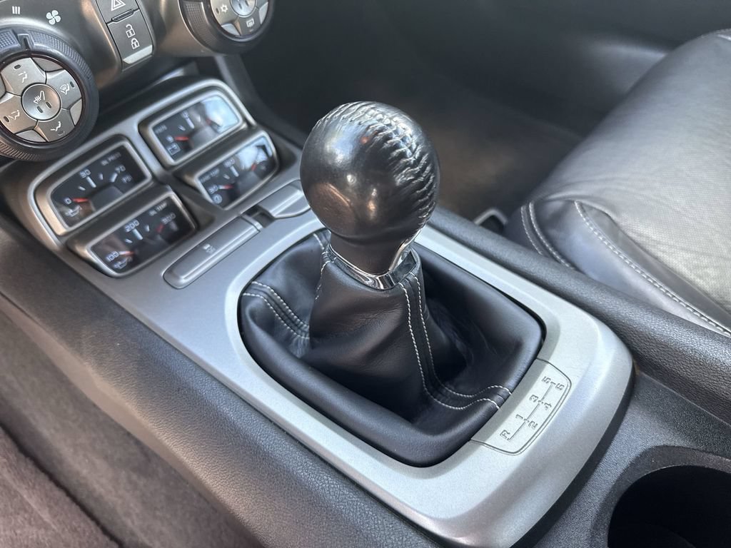 Used 2011 Chevrolet Camaro LT RWD image 18