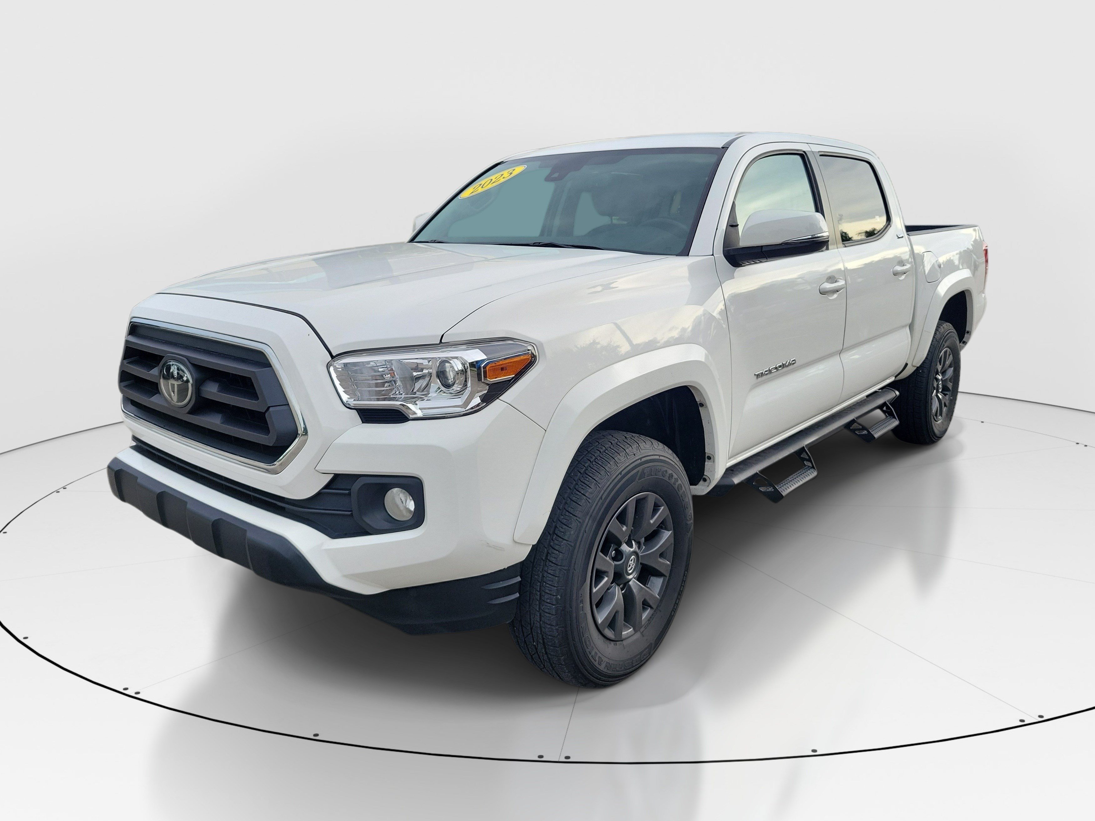 Used 2023 Toyota Tacoma SR5 w/ Technology Package RWD image 3