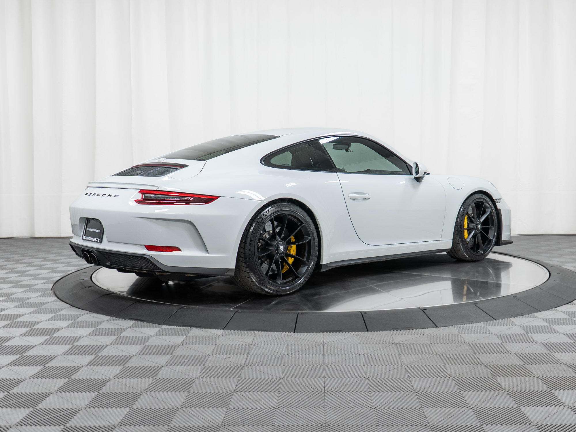 Certified 2018 Porsche 911 GT3 RWD image 7
