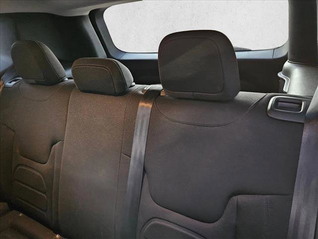 Used 2020 Jeep Renegade Latitude image 23