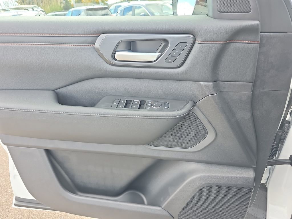 New 2026 Nissan Armada PRO-4X w/ Captain's Chari Seat Package image 17